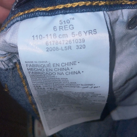 Levi Jeans ( Boys size 5-6 ) - Picture 5 of 5